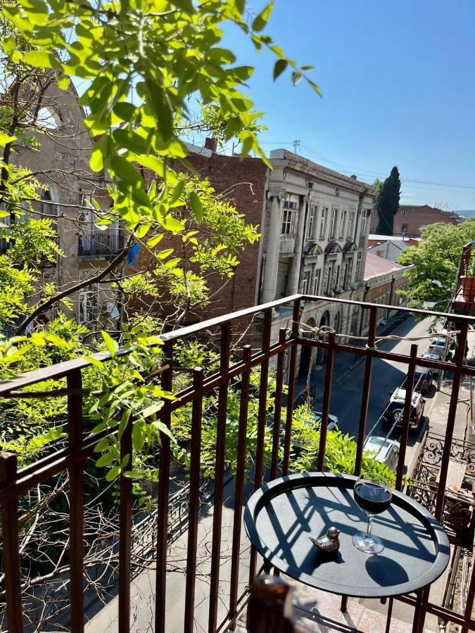 Гостевой дом 3rd Floor Тбилиси Экстерьер фото