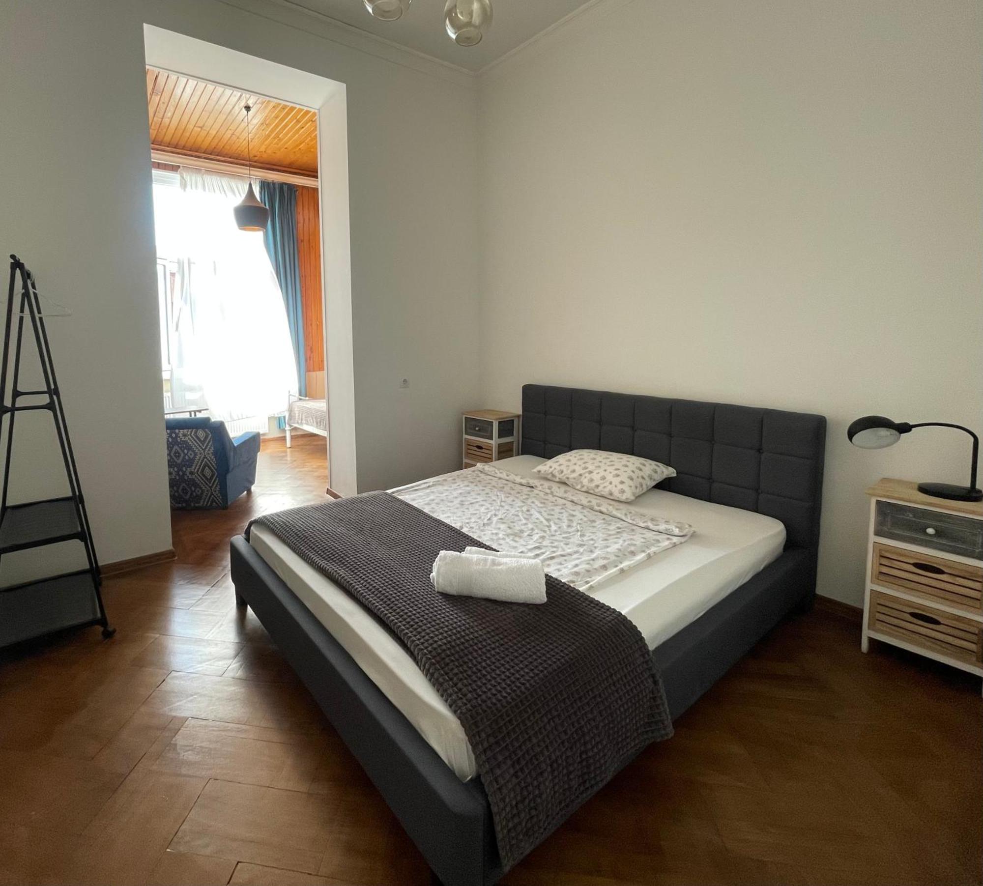 Гостевой дом 3rd Floor Тбилиси Экстерьер фото