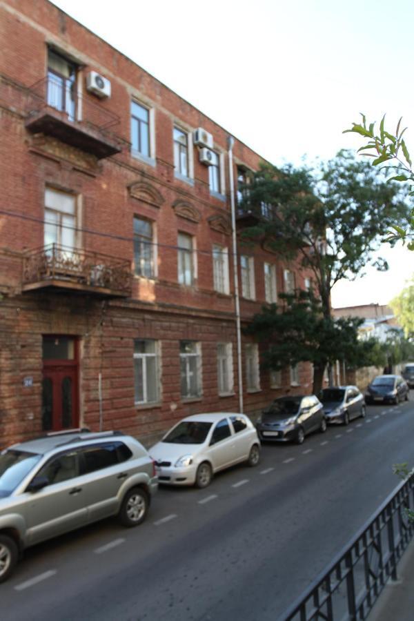 Гостевой дом 3rd Floor Тбилиси Экстерьер фото